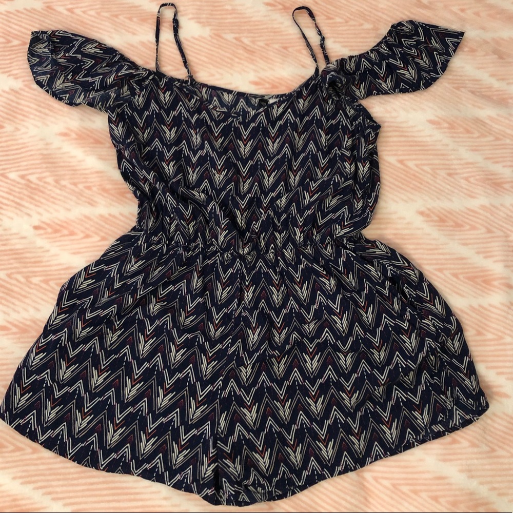 H&M DIVIDED navy romper with pockets - Picture 2 of 5